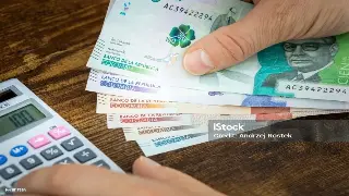 东莞金融名人案例：揭秘成功背后的信用与智慧 poster